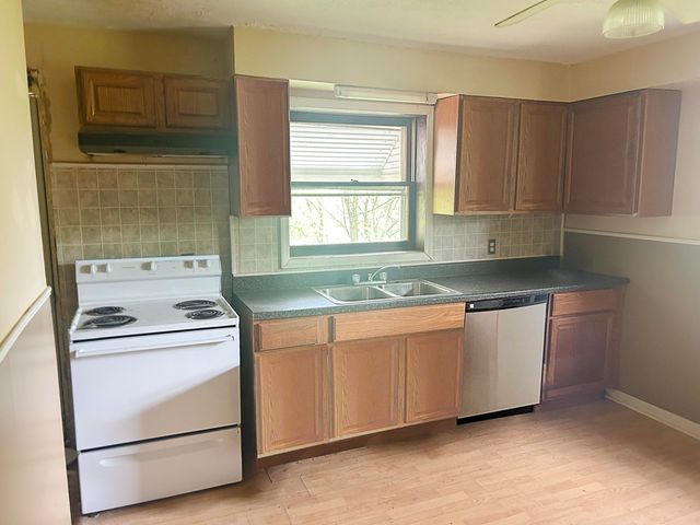 977 Muddy Creek Road, Winchester, KY 40391