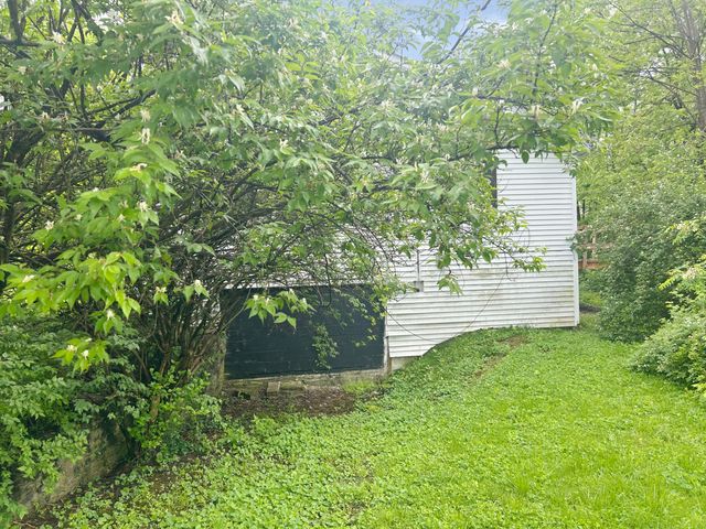 977 Muddy Creek Road, Winchester, KY 40391