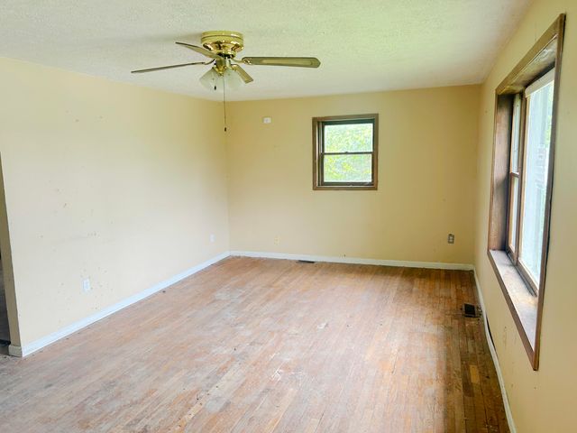 977 Muddy Creek Road, Winchester, KY 40391