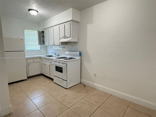 4300 SW 67th Ave 38, Miami, FL 33155
