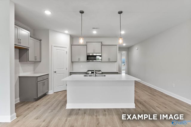 103 River Pointe Drive, New Market, AL 35761