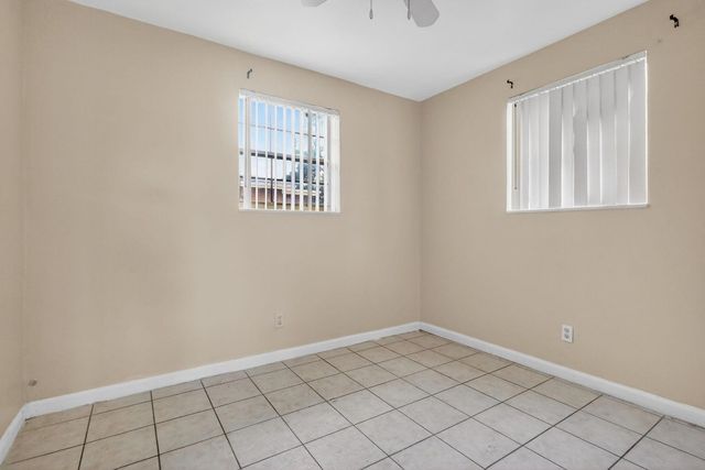 125 NW 12th Avenue B, Dania Beach, FL 33004