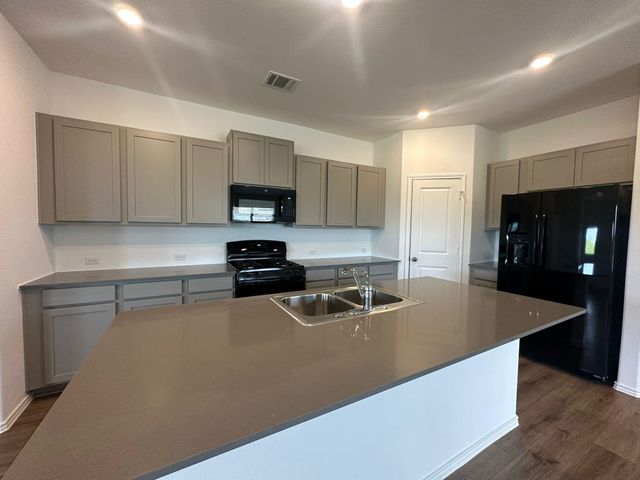 1544 Marley, Kyle, TX 78640