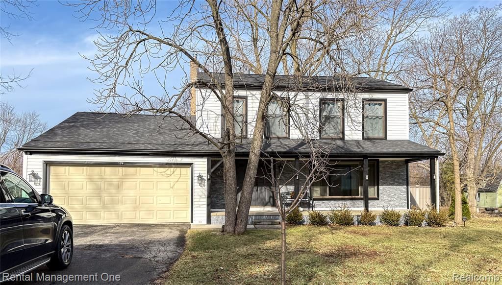 174 Lange Drive, Troy, MI 48098