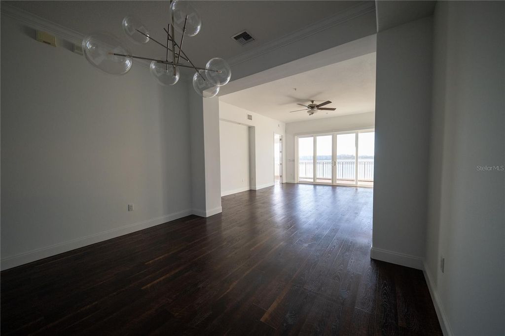 Image 19 of property listing at 8749 THE ESPLANADE 10, Orlando, FL 32836