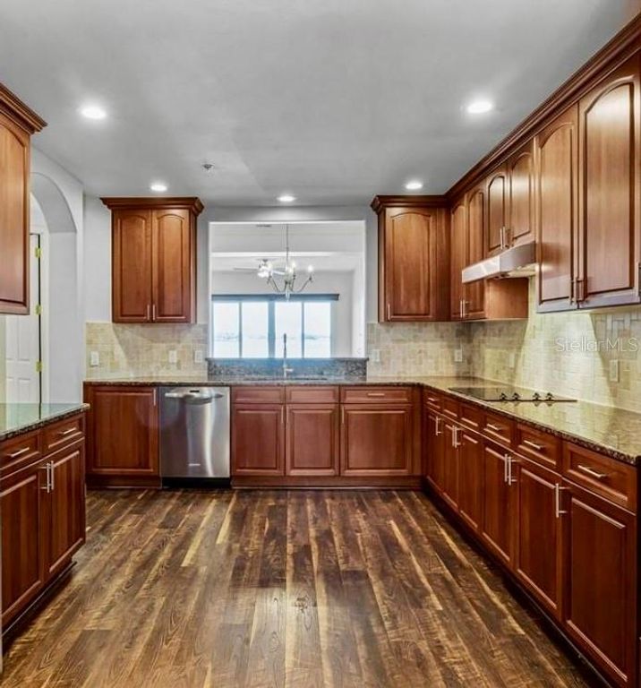 Image 3 of property listing at 8749 THE ESPLANADE 10, Orlando, FL 32836