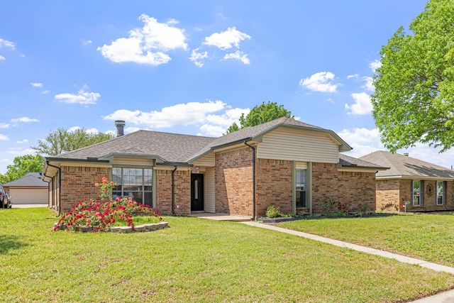 1304 Petunia Drive, Allen, TX 75002