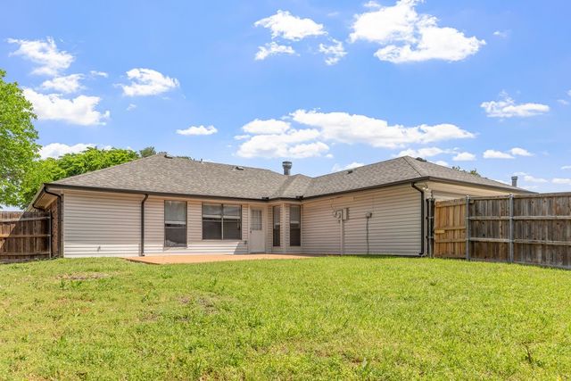 1304 Petunia Drive, Allen, TX 75002