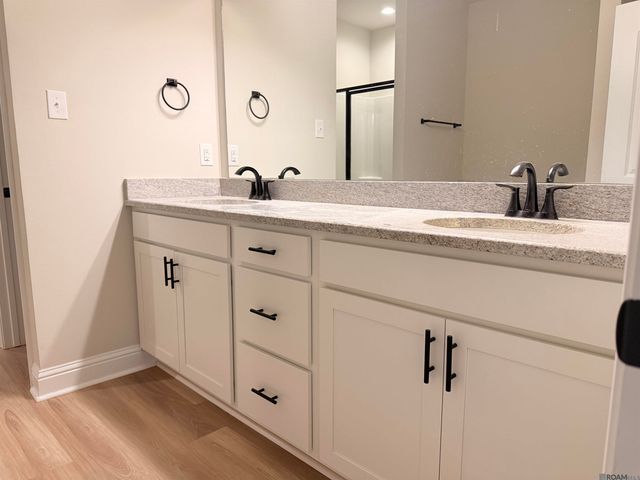 10019 Ole Millstead Ct, Baton Rouge, LA 70816