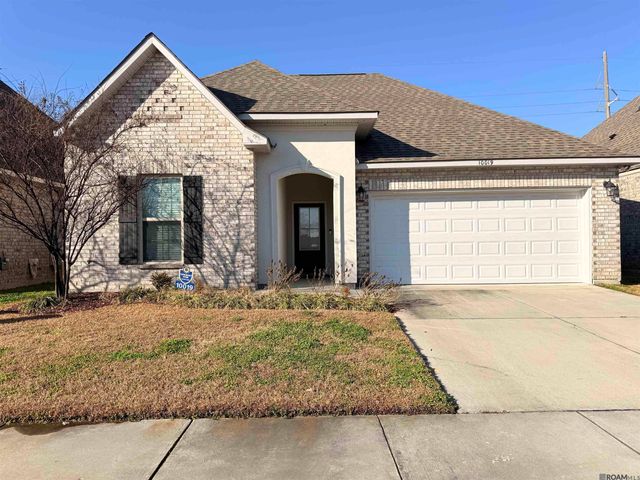 10019 Ole Millstead Ct, Baton Rouge, LA 70816