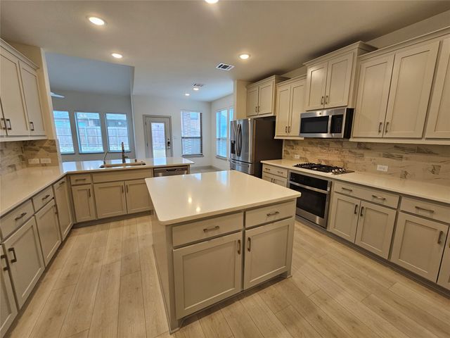 3216 Southampton Drive, Mesquite, TX 75181