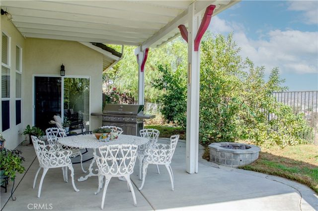 17332 Mount Stephen Avenue, Canyon Country, CA 91387