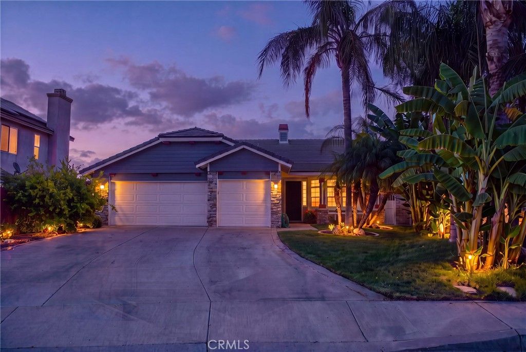 17332 Mount Stephen Avenue, Canyon Country, CA 91387 — photo 2
