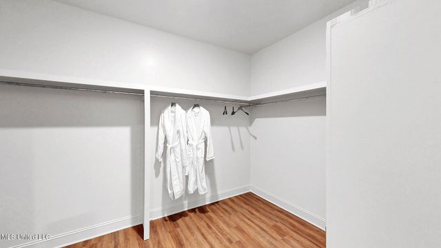 526 Vista Pointe Drive, Pearl, MS 39208