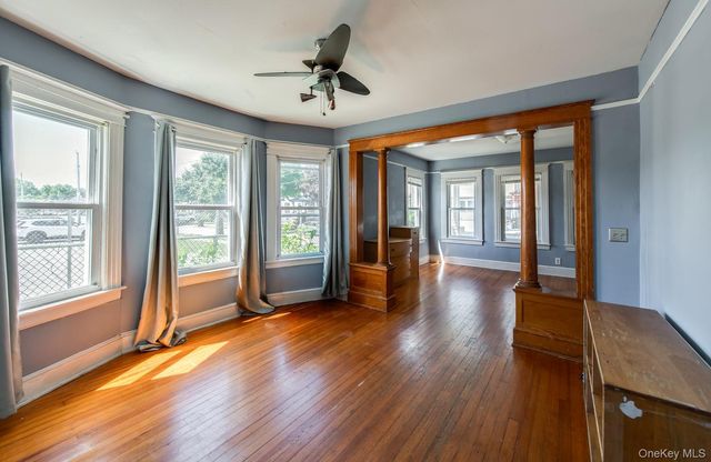 38 May Street, Poughkeepsie, NY 12603