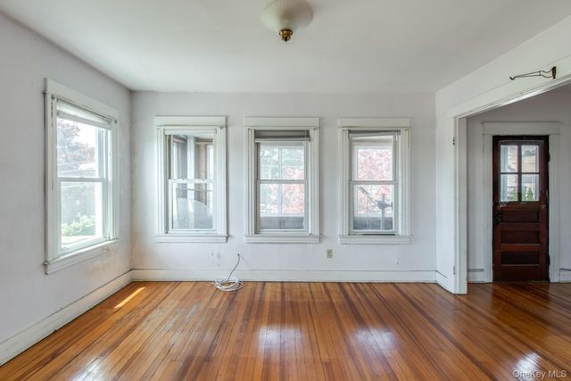 38 May Street, Poughkeepsie, NY 12603