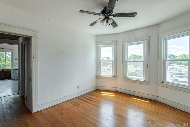 38 May Street, Poughkeepsie, NY 12603