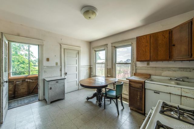 38 May Street, Poughkeepsie, NY 12603