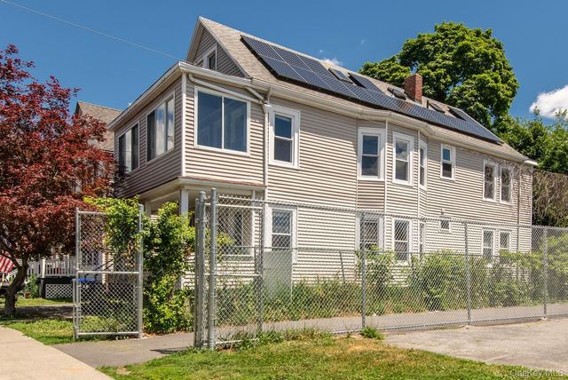 38 May Street, Poughkeepsie, NY 12603