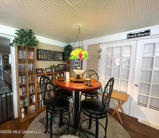 325 Westview Drive, Biloxi, MS 39531