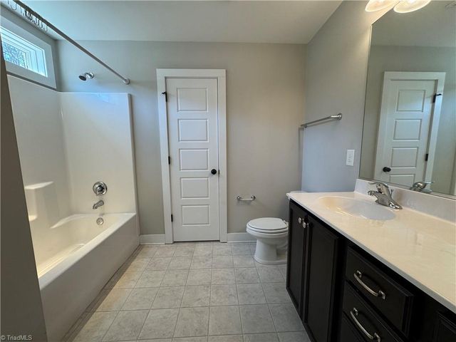 6436 Beaver Pond Court, Pfafftown, NC 27040