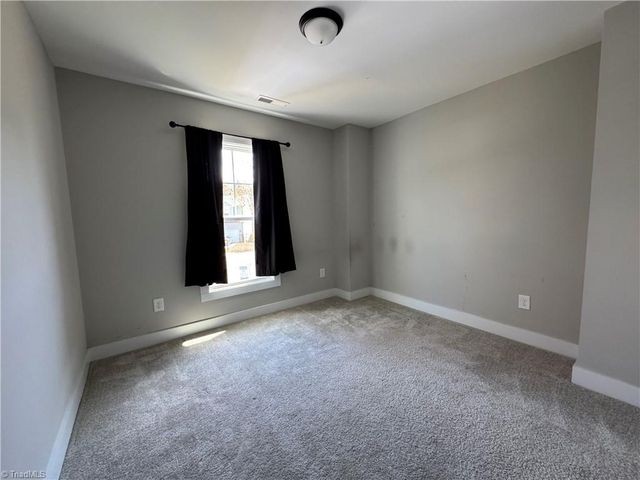 6436 Beaver Pond Court, Pfafftown, NC 27040