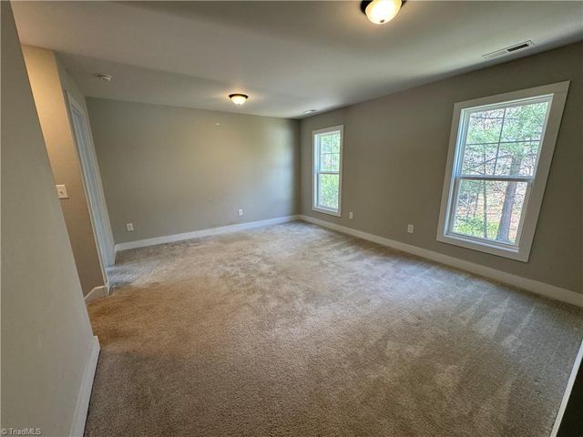 6436 Beaver Pond Court, Pfafftown, NC 27040