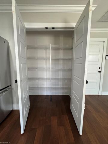 6436 Beaver Pond Court, Pfafftown, NC 27040