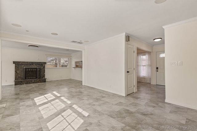 4416 E 58th Place, Tulsa, OK 74135