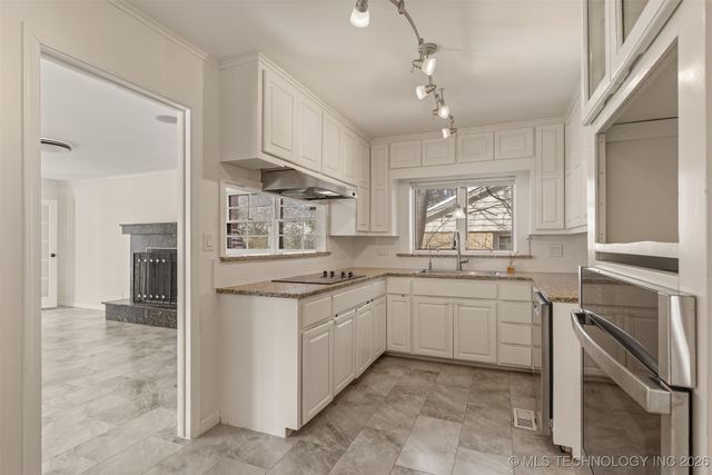 4416 E 58th Place, Tulsa, OK 74135