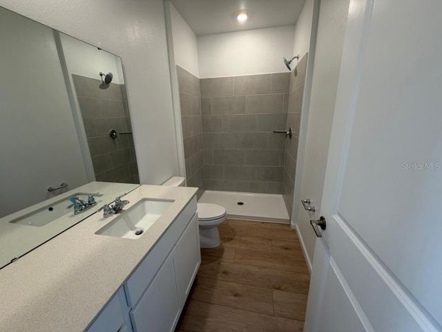 4407 VIBERNUM AVENUE B, St Cloud, FL 34772