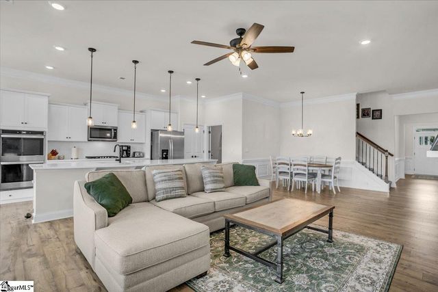 1734 Wabash Place, Boiling Springs, SC 29316