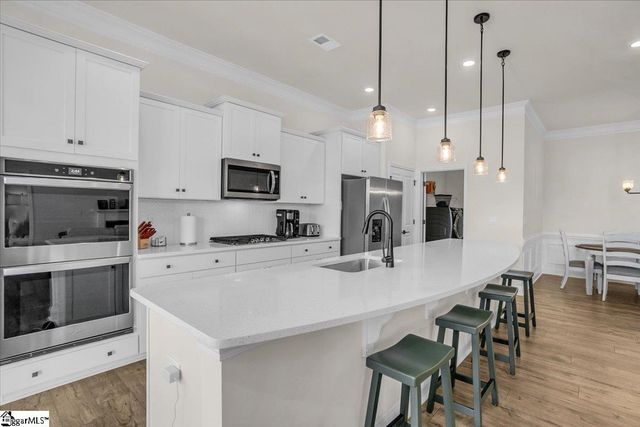 1734 Wabash Place, Boiling Springs, SC 29316