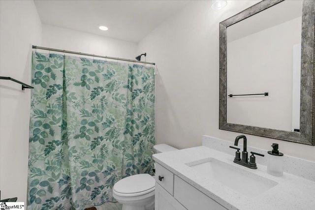 1734 Wabash Place, Boiling Springs, SC 29316