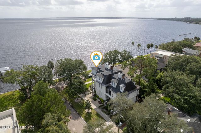 2105 RIVER Boulevard, Jacksonville, FL 32204
