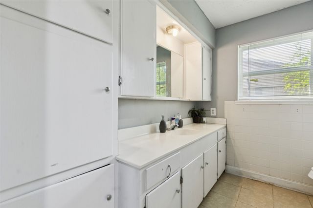 1901 Kris Street, Irving, TX 75060