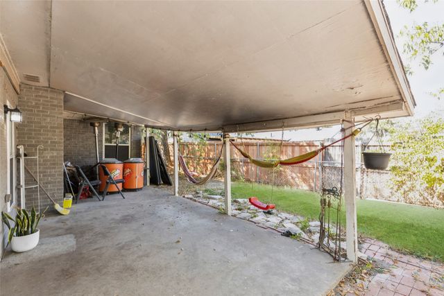 1901 Kris Street, Irving, TX 75060