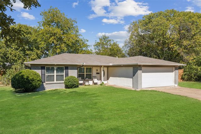 1901 Kris Street, Irving, TX 75060