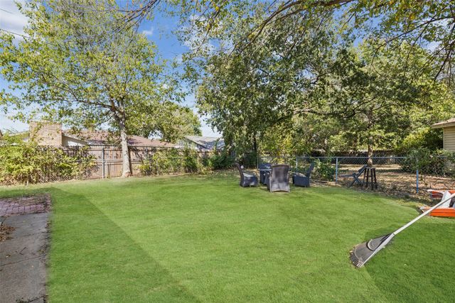 1901 Kris Street, Irving, TX 75060