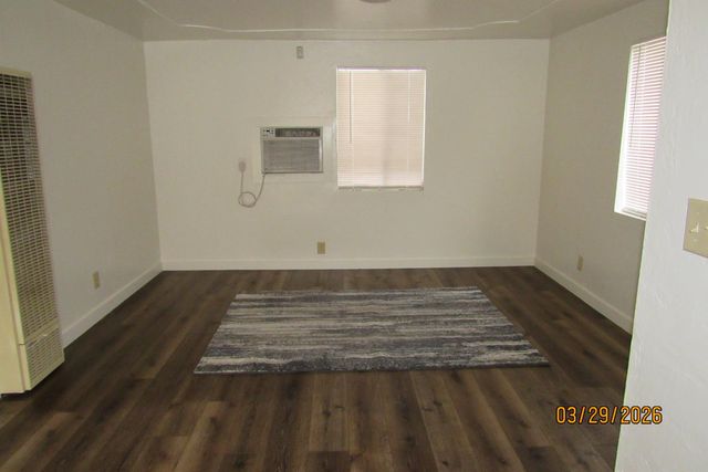 2134 whitcomb Way, Modesto, CA 95350