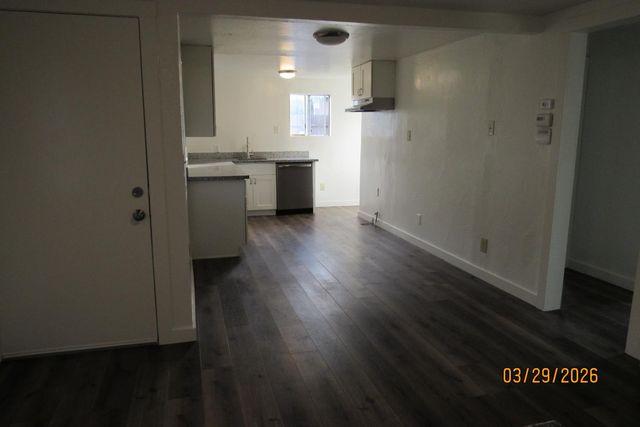 2134 whitcomb Way, Modesto, CA 95350