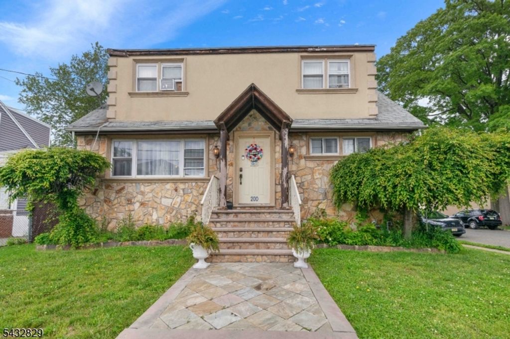 200 Bradford Ave, Linden City, NJ 07036 — exterior