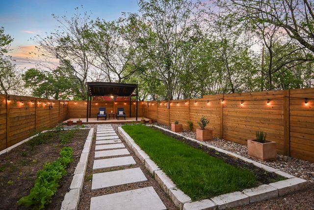 6310 Porter ST B, Austin, TX 78741