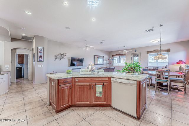 5108 S Vía Loma Verde, Green Valley, AZ 85622