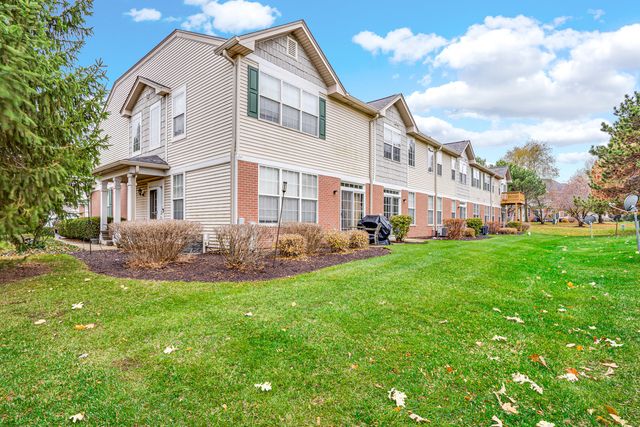 24135 W Walnut Circle, Plainfield, IL 60585