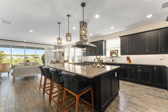 5565 NW 43RD LANE ROAD, Ocala, FL 34482