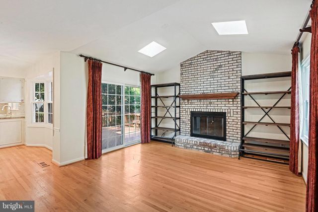 11919 LATIGO LN, Oakton, VA 22124
