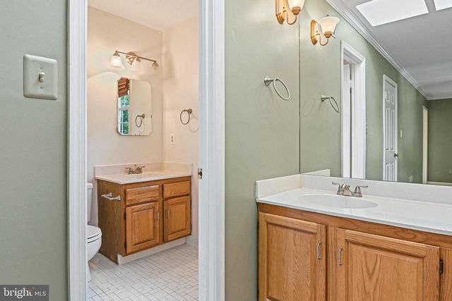 11919 LATIGO LN, Oakton, VA 22124