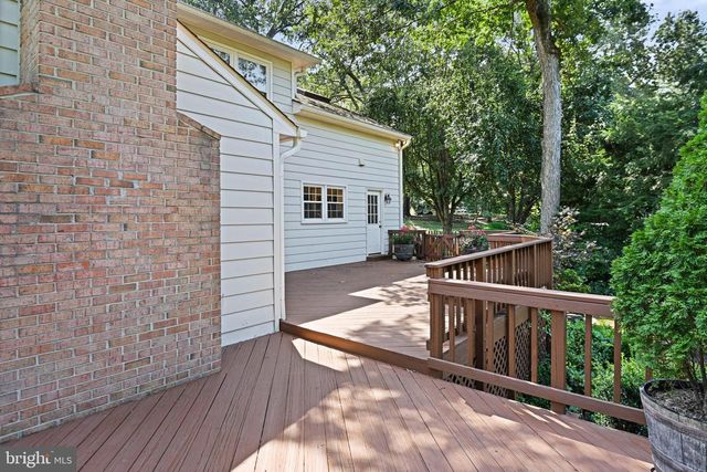 11919 LATIGO LN, Oakton, VA 22124