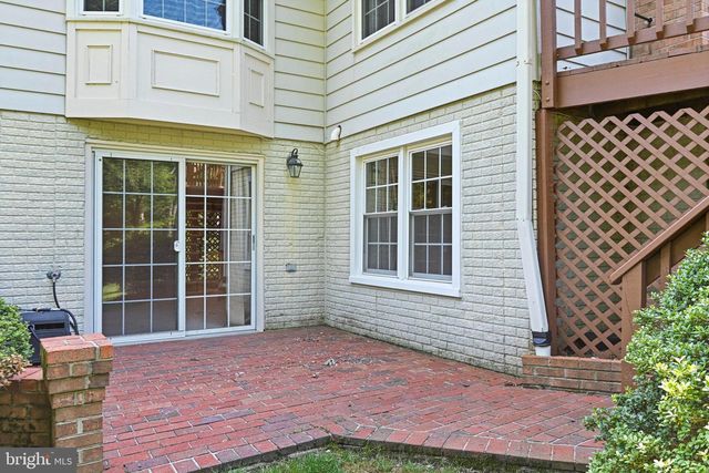 11919 LATIGO LN, Oakton, VA 22124